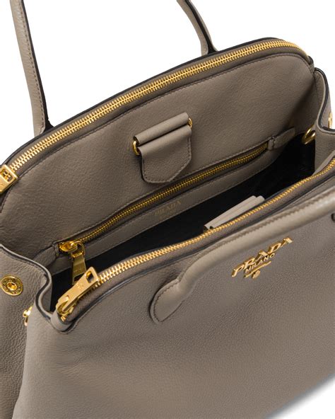 prada taxhe|Prada handtasche.